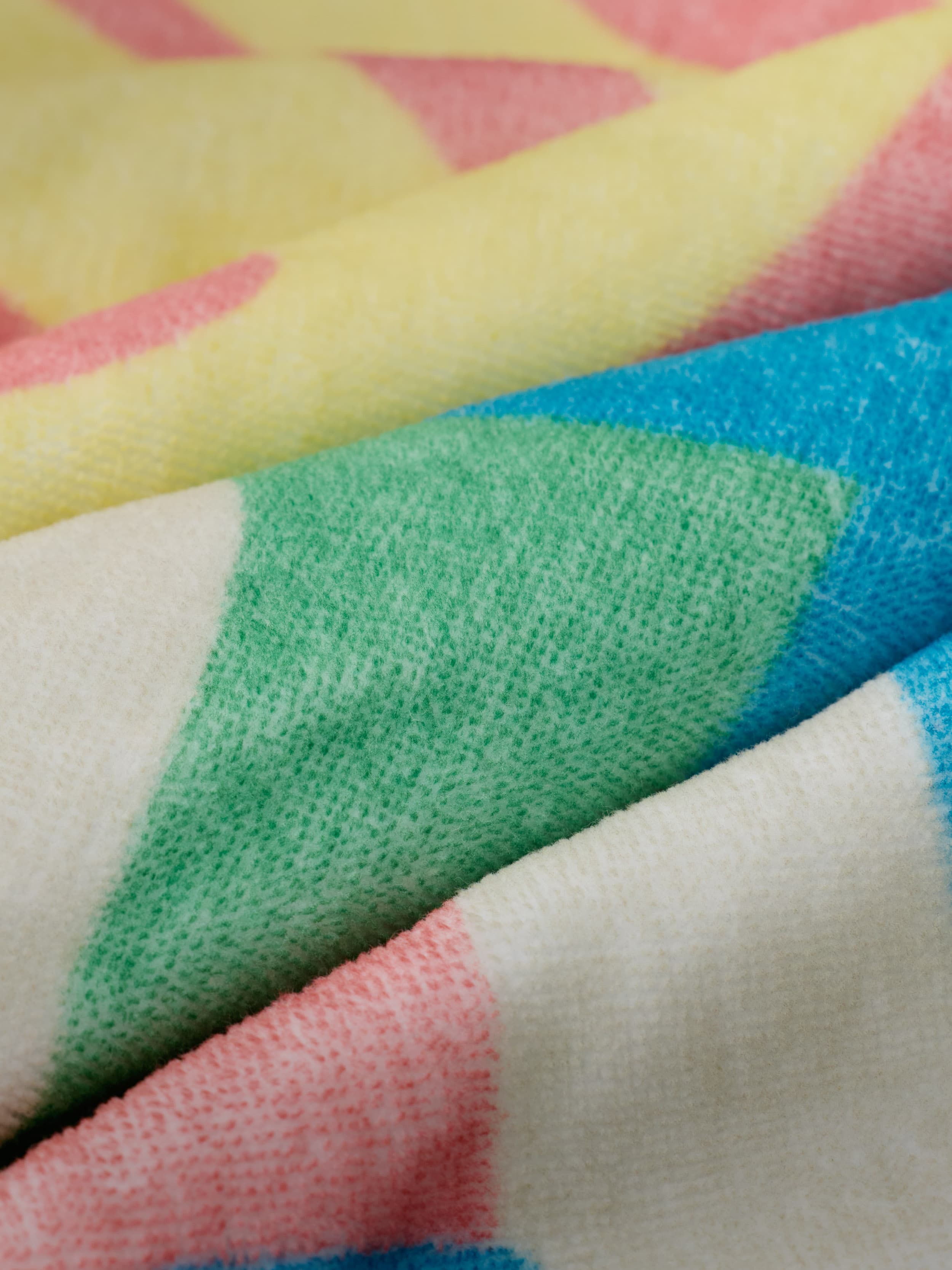 Faherty x Quiksilver Beach Towel - Sunshine Coast Tile