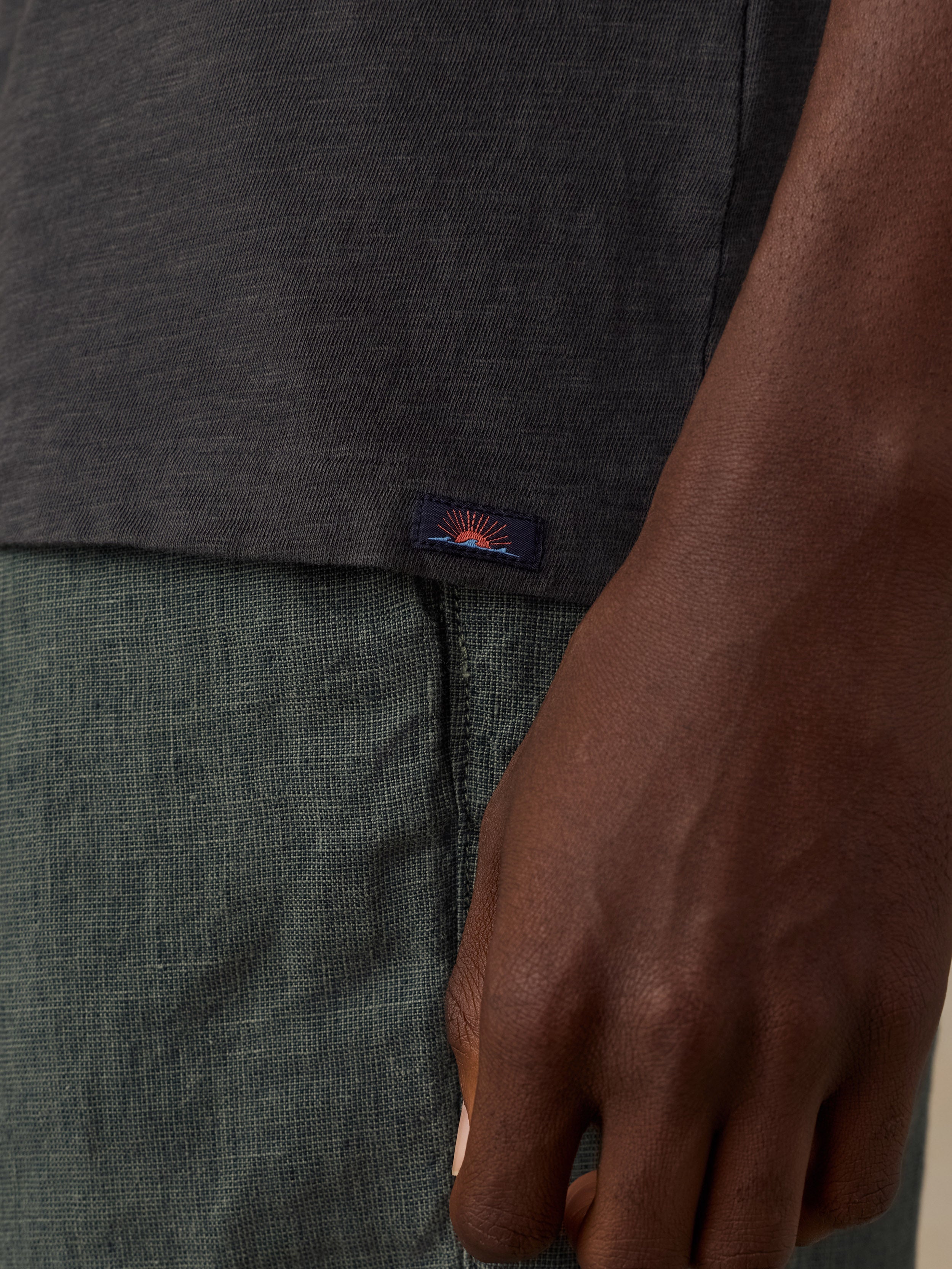Faherty x Parks Project NYC Parks Short-Sleeve Sunwashed Regenerative Tee - Graphite