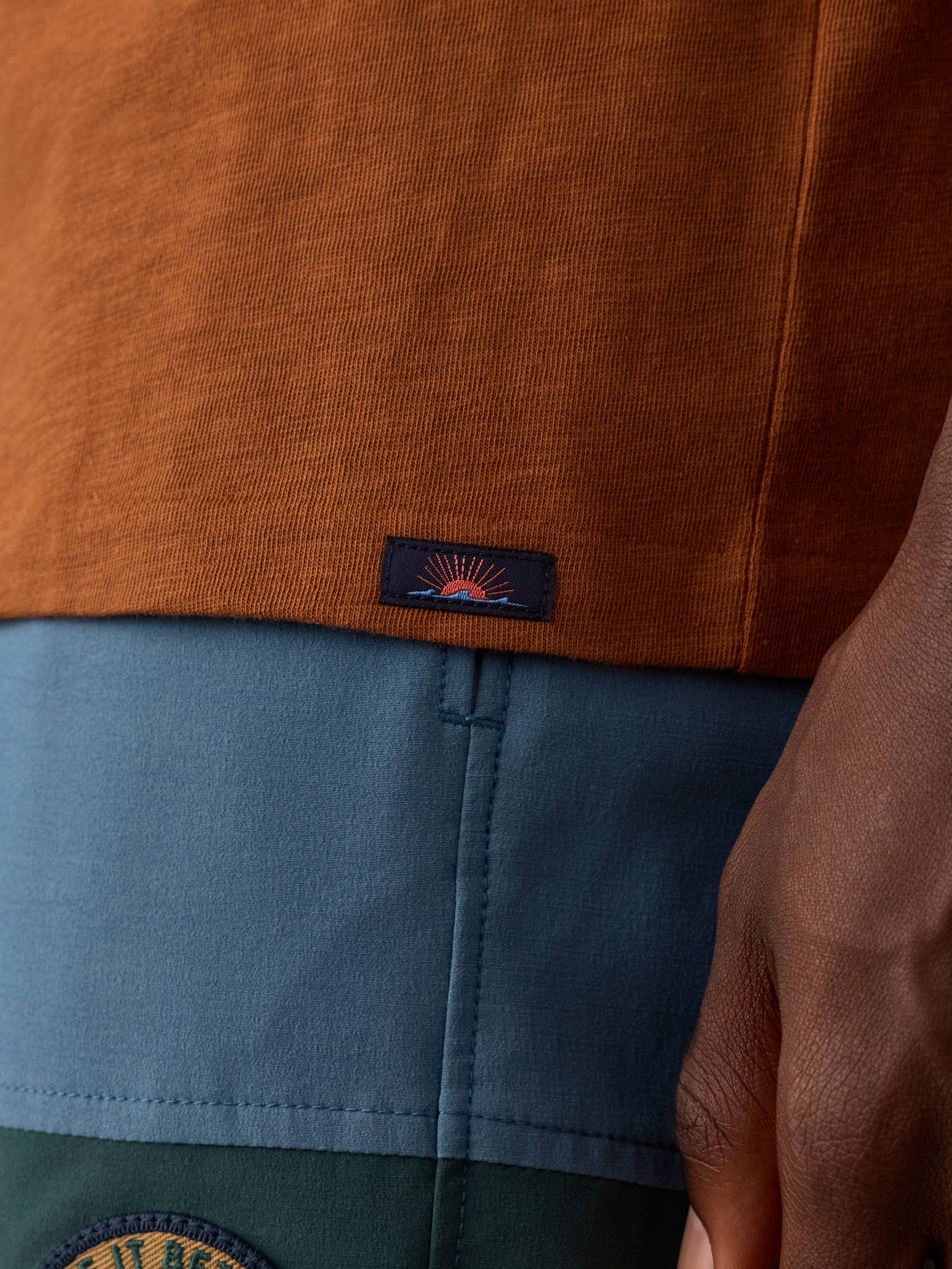 Faherty x Parks Project Chihuahuan Desert Short-Sleeve Sunwashed Regenerative Tee - Copper Red