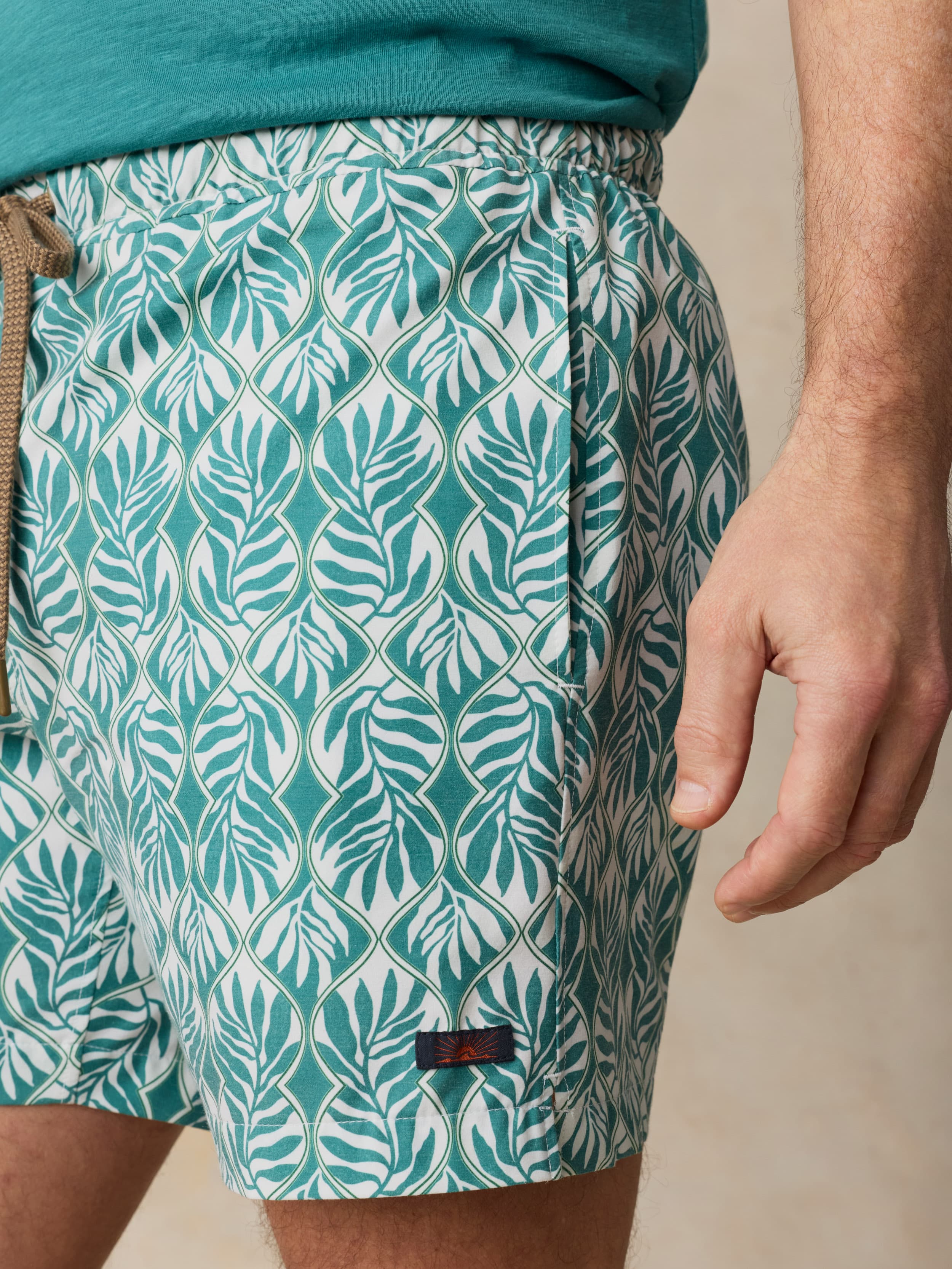 All Day™ Trunk (6") - Biscayne Leafy Vine