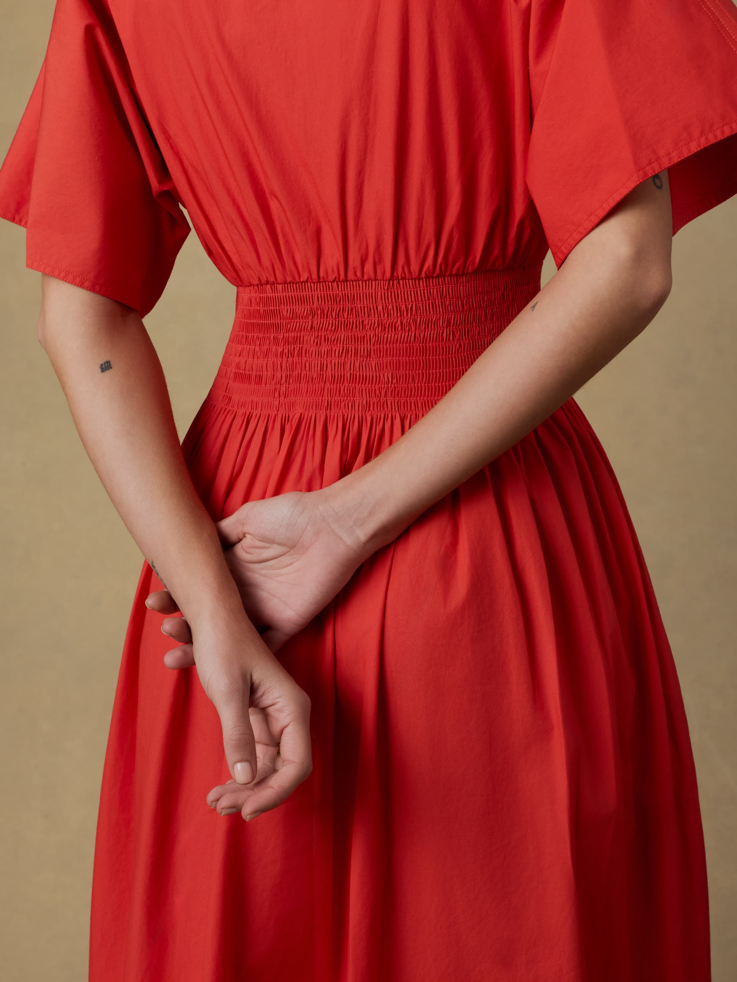 Coastal Poplin Elia Smocked Dress - Poppy Red