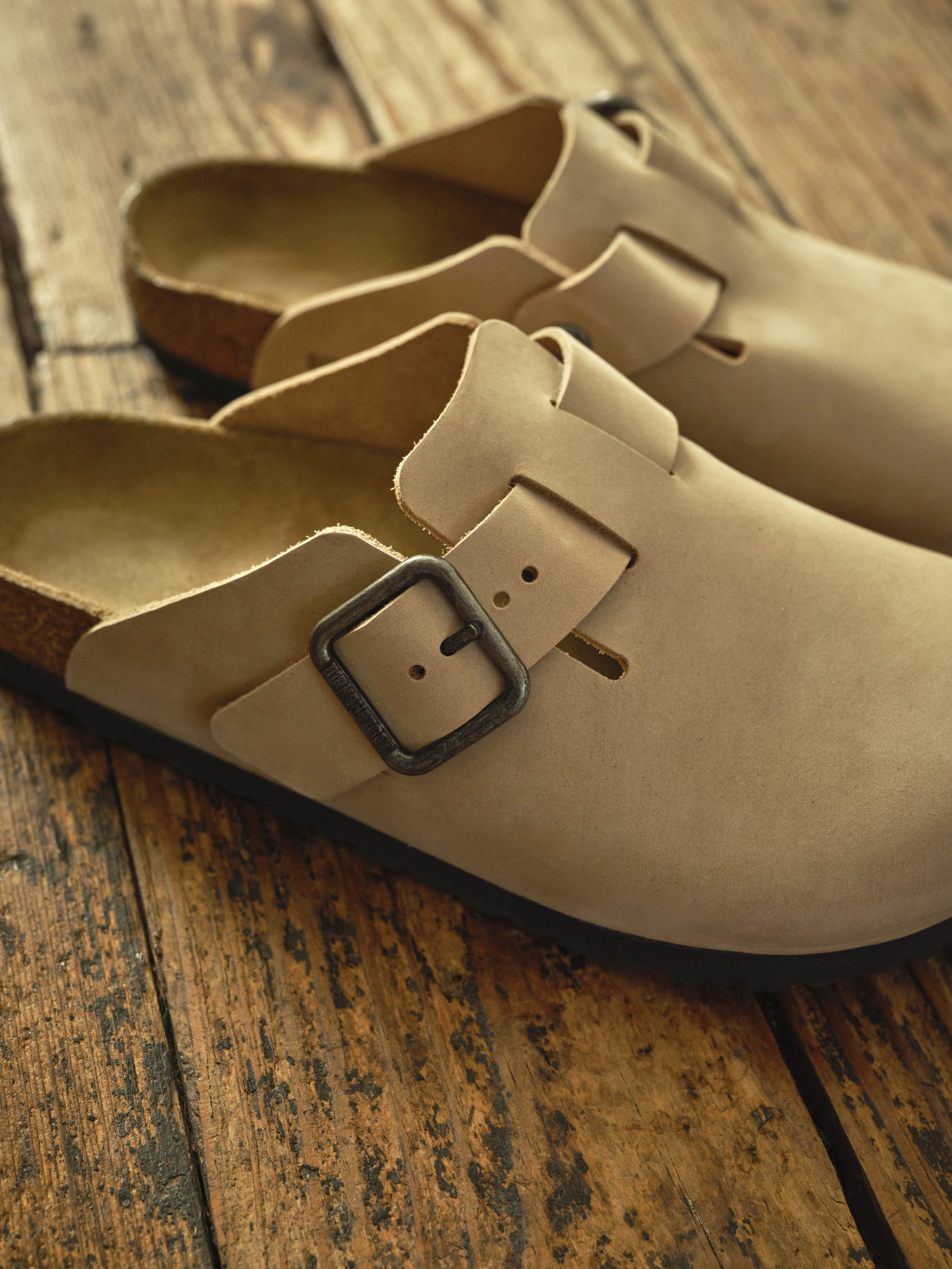 Boston Wire Buckle - Sandcastle